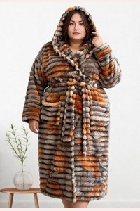 Пухнастий махровий халат жіночий