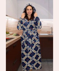 Жіночий махровий халат з візерунком