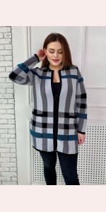 В'язаний жіночий кардиган великого розміру