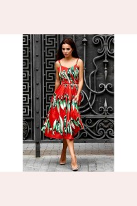 Яркое платье с завышенной талией 11085