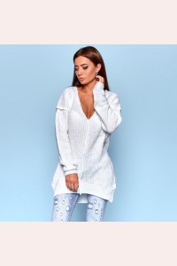 Свитер с приспущенным плечом 6941